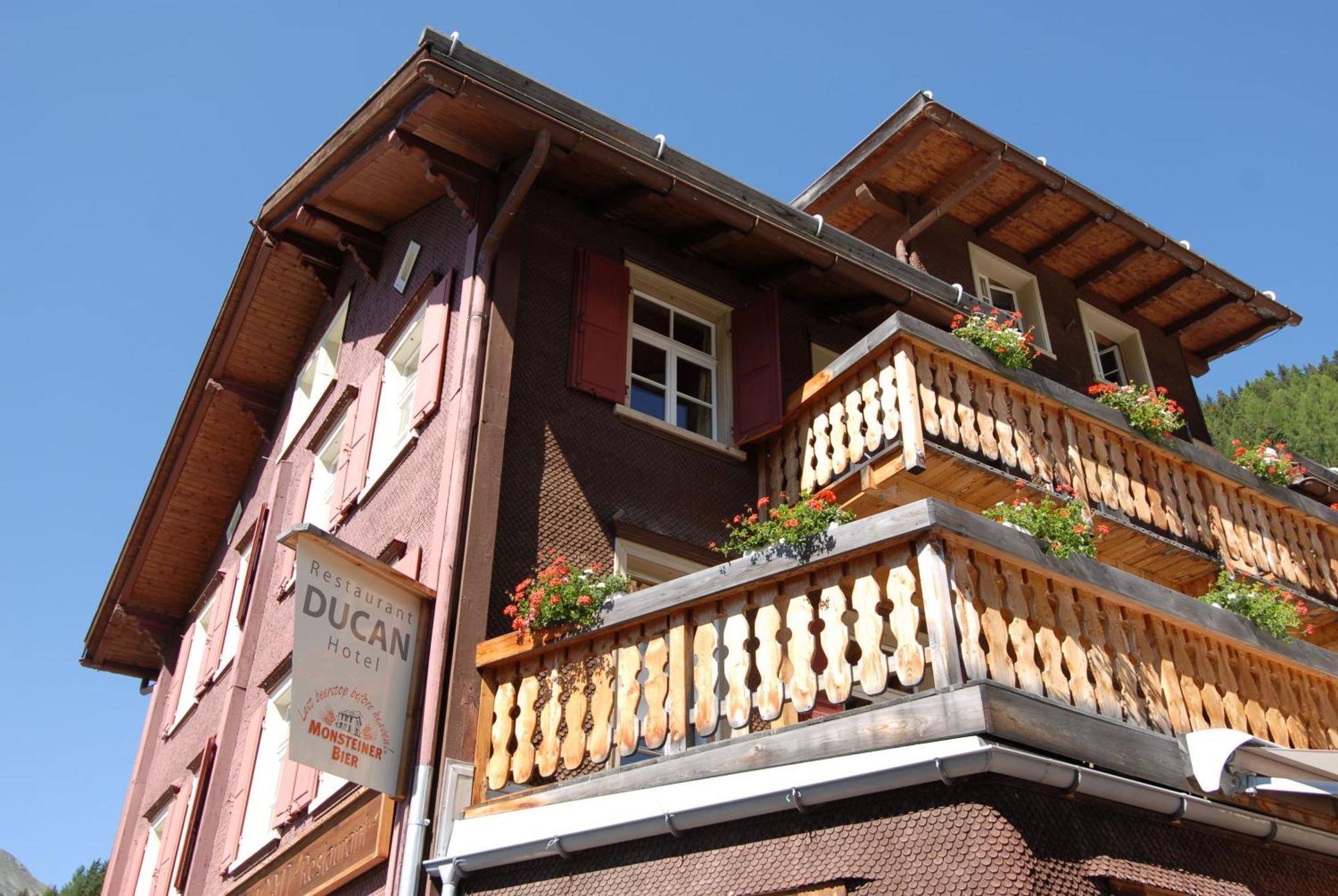 Hotel Ducan Monstein Exterior photo